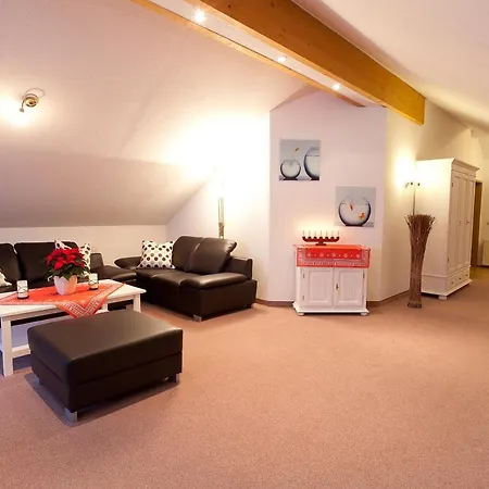 Hotel Familien- Und Wellnesshotel 