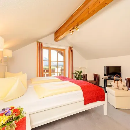 Hotel Familien- Und Wellnesshotel 