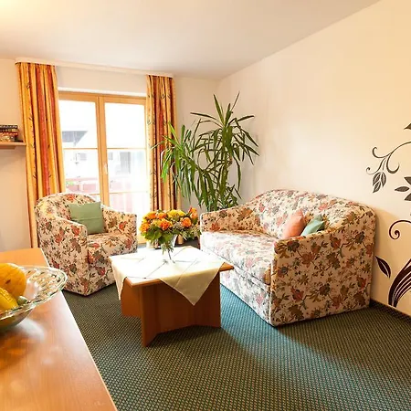 ホテル Familien- Und Wellnesshotel 