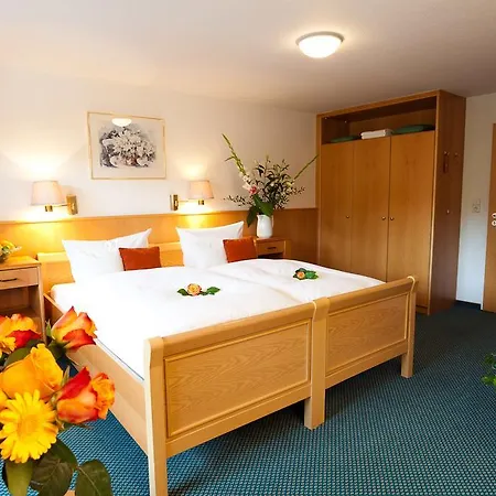 ホテル Familien- Und Wellnesshotel 