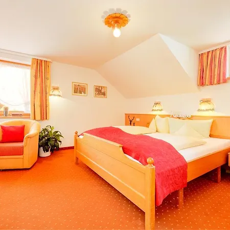 Hotel Familien- Und Wellnesshotel 
